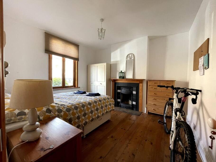 The Albany House Vacation Home Bath Eksteriør bilde